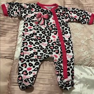 3months button sleeper